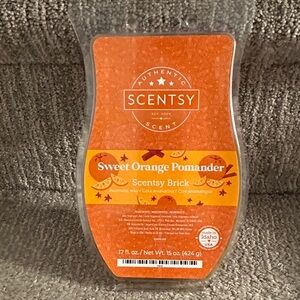 Scentsy Sweet Orange Pomander Wax Brick - Orange